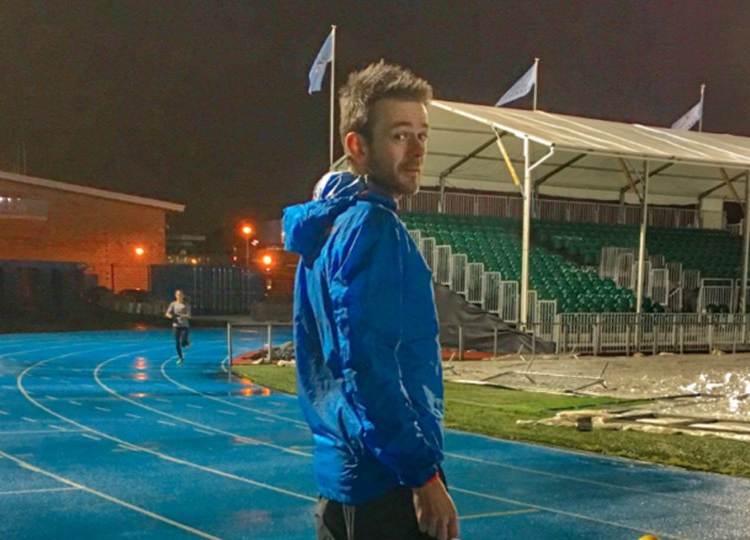 INSIDE THE MIND OF A 24 HOUR TRACK RUNNER