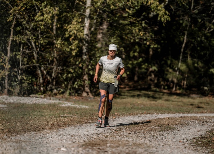 Sarah Perry racing at the 2025 Backyard Ultra World Championships