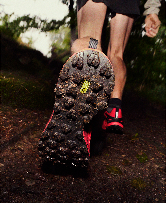 Running shoe collections grip™ shape